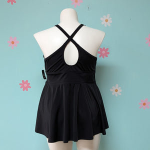 Sz2X D/DD Torrid Black Cross Cross Tankini Top NWT