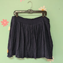 Load image into Gallery viewer, SzXXL Aerie Blue Embroidered Floral Skirt