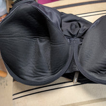 Load image into Gallery viewer, Sz24W Land&#39;s End Black Tankini Top
