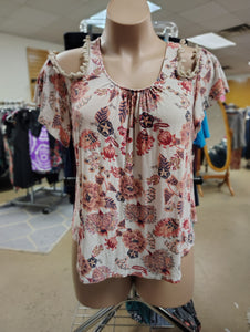 One World floral cold shoulder top 1x