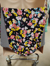 Load image into Gallery viewer, Torrid high waist floral stripe swimsuit bottom size 6x