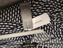 Load image into Gallery viewer, sz4X Lane Bryant NWT dressy top