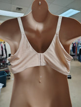 Load image into Gallery viewer, Torrid Curve nude everyday lined wireless smoothing bra 46D