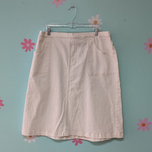 SzXL D&Co. White Denim Skirt