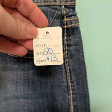 Load image into Gallery viewer, Sz20 Vigoss Denim Mini Skirt