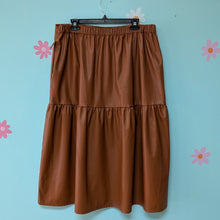 Load image into Gallery viewer, SzXL Who What Wear Carmel Brown Faux Leather Midi Skirt