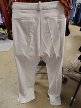 Load image into Gallery viewer, Worthington Modern Fit dress pants size 18