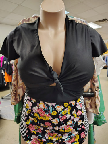 Torrid black flutter sleeve crop bikini top swimsuit size 6x