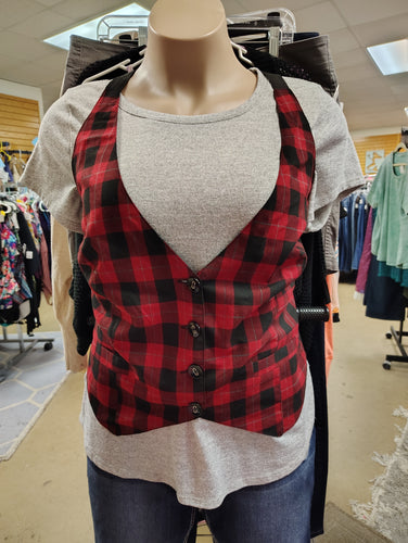 Torrid cropped red plaid vest size 2x