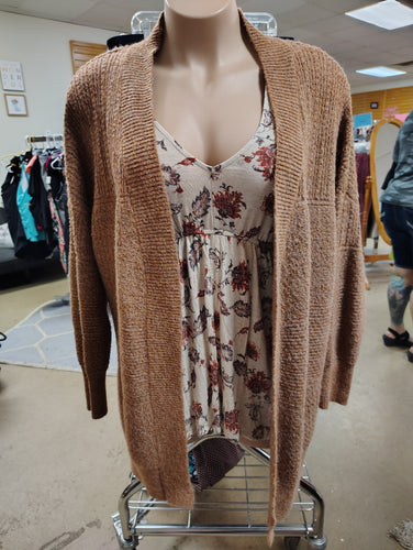 Naturals NWOT heavy cardigan sweater XXL