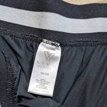 Load image into Gallery viewer, Sz2X Livi Active Black Lined Shorts