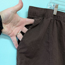 Load image into Gallery viewer, Sz2X Liz Claiborne Brown Linen Style Dhorts