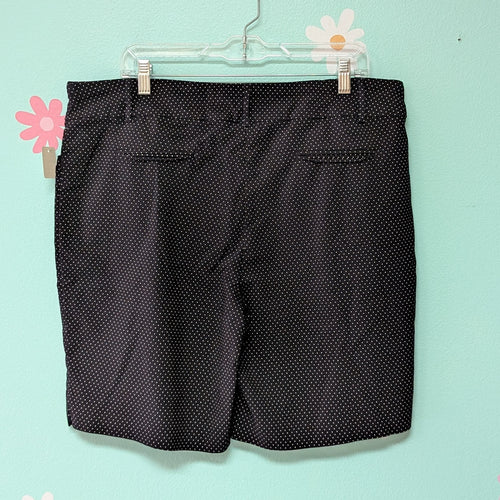 SzXXL Hillary Radley Black and White Polka Dot Bermuda