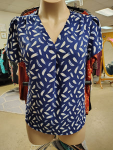 Blue patterned dress top size 2x