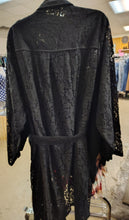Load image into Gallery viewer, sz5X Torrid black NWT lace duster jacket