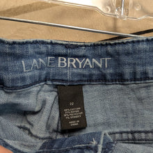 Load image into Gallery viewer, Sz22 Lane Bryant Star Denim Shorts