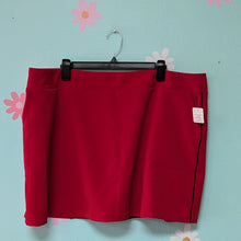 Load image into Gallery viewer, SzXXXL Cutter &amp; Buck Red Skort