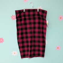 Load image into Gallery viewer, Sz2X Torrid Pink Plaid Stretchy Pencil Skirt NWT